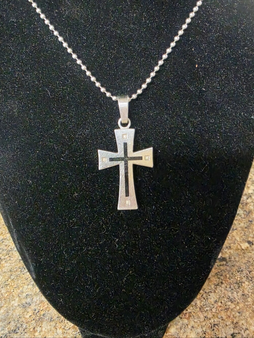 TRUE VINTAGE Cross Necklace. Silver w Black Accent. Aprox 26" Chain UNISEX